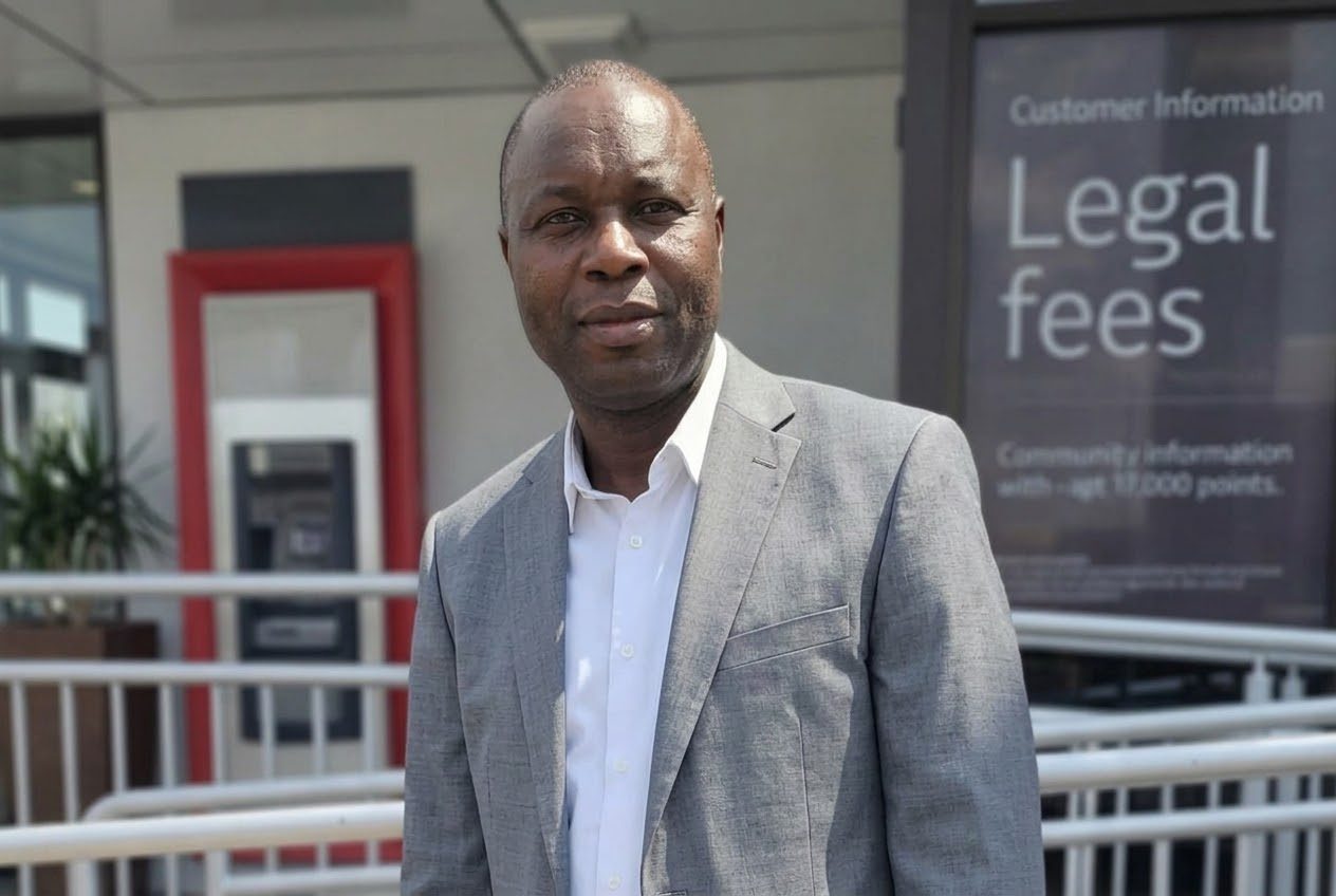 Mr Ndileba Charluna